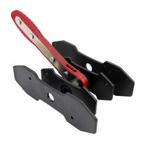 Car Brake Caliper Press Tool 360 Degree Swing Ratchet Wrench Disc Brake Caliper Piston Spreader with 2 extra pcs Steel Plates raudona