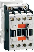 Lovato Electric „Lovato“ elektros maitinimo kontaktorius 32A AC-1 4P 230V AC 0Z 0R (BF18T4A230)