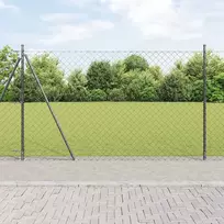 Grandininė tvora su betono baze 25 x 1,4 m PVC dengtas plienas