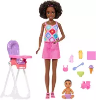 „Mattel“ lėlė „Barbie Skipper“: Auklėčių klubas – rinkinys su kūdikiu ir maitinimo kėdute (JJB45)