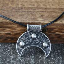 Ancient Slavic Lunula Norse Amulet Fertility Crescent Moon Pagan Viking Women Necklace Talisman Jewelry black