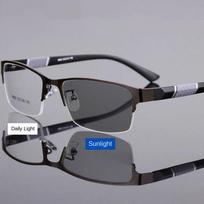 PC Resin Photochromic Myopia Glasses Black+Blue UV Shades Sunglasses  Men and Women 150