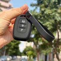 LYRH4 For Renault Captur Duster Logan Stepway TWingo Clio Sandero Stepway Arkana Kadjar Car Key Fob Case Keychain Silicone Key Holder