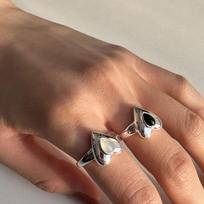 mosxe [925silver] Heart point ring (2color) onyx