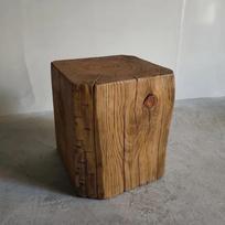 Kvadratinis masyvo medžio kelmo pufas, Dėliojami kavos ir šoniniai staliukai, Rustic rąsto pufas svetainei, prieškambariui ar balkonui