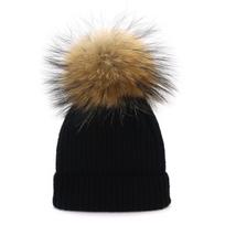 In-stock Adults Fashion Fur Pom Plain Winter Beanie Hat Cap juoda