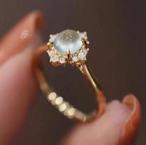 Hong Kong Style Cat's Eye Stone Crown Ring: Elegant, Versatile, and Stackable Women's Luxury Piece