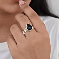 925 Sterling Silver Black Onyx Teardrop Ring, Handmade Statement Ring, Minimalist Boho Jewelry 4 sidabras