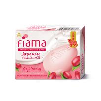 Fiama drėkinantis muilas Japonijos Hokkaido pienas Goji uogos 125g Gilus drėkinimas Odos priežiūra white