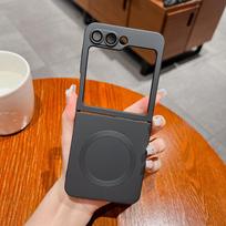 Samsung ZFlip7 liquid magnetic mobile phone case is suitable for flip5 metal paint skin feeling ZFlip4 soft case tpu all-inclusive. Z Flip7 juoda