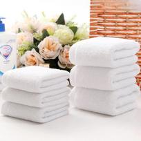 Viešbučio ir virtuvės vienkartiniai balti medvilniniai rankšluosčiai - Kvadratinės servetėlės Cotton 25*25/25 grams balta