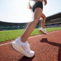 NIKE moteriški bėgimo bateliai Limited Pegasus 41 amortizuojantys sportiniai bateliai IO9914-100 Balti 36 balta