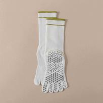 Womens Toe-Separating Yoga Socks With Non-Slip Grip Mid-Calf Pure Color Cotton Blend Seamless Breathable Pilates Fitness White