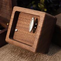 Vintage Music Box Walnut Wood Clockwork Musical Box Decoration Birthday Christmas Valentine's Day Gifts Manual Music Box 7 6.5 4