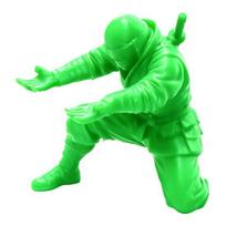 Ninja Pen Holder 3D Printed Samurai Pencil Stand Warrior Figurine Desktop Organizer for Office Desk Accessories Gag Gift for Men Coworkers 5cm žalia