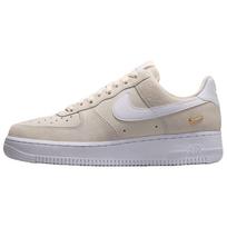 Nike Air Force 1 07 SE Patogūs Minkšti Kvėpuojantys Žemi Sportbačiai Moteriški sportbačiai Smėlio spalvos IQ9964-100 36.5