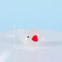 Charming Glowing Resin Elephant Figurine Heart-shaped Desk Decoration Multicolored balta