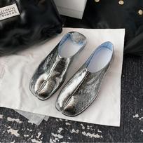 Men Women Loafers Flat Glitter Silver Leather Trotter Shoes Woman Brand Designer Tabi Ninja Soft Bottom Split Toe Moccasins 35 gray