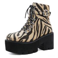 2024 Leopard Platform Boots Chunky Punk Suede Leather Womens Gothic Shoes Nightclub Lace Up Back Zipper High Quality56g 43 geltona