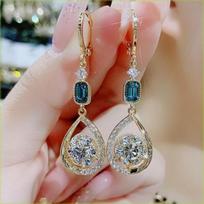 Exquisite Crystal Star Wavy Long Tassel Drop Earrings for Women  Imitation Pearl Chain Dangle Earring Jewelry Gift