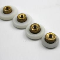 Skersmuo:18mm Dušo stiklo stumdomos durys pakabinami ratukai Vario šerdis vonios stumdomos durys skriemulio guolis nailoninis ratukas 5mm