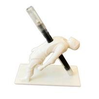 Assassin Pen Holder 3D Printed Creative Desk Organizer with Arrow Design Funny Novelty Pen Stand for Office School Unique Desktop Decor balta