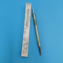 1 PC Glow Plug  For Ssangyong Musso Rexton Rodius Actyon Korando OEM 6721590001