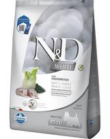 FARMINA N&D White Dog Adult Mini Sea Bass, Spirulina, Fennel 5 kg + FARMINA N&D White Dental Treat Coat Sea bass Mini 60 g (7 vnt.) NEMOKAMAI!