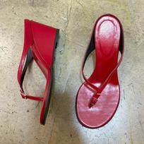 Cowhide version~ niche red wedge heel flip-flops shoes women wear new thick-soled cool slippers 35 raudona