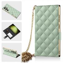 For Samsung S23 Ultra  S24 S22 Cases Diamond-Patterned Chain Protection Lanyard Charms Designer Cigarette Card Mobile Phone Case Opp Bag&For iPhone 16 žalia