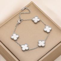 Titanium Steel Double-sided Four-leaf Clover Bracelet Vacuum Environmental Protection 18K Ladies High-grade Bracelet 13mm balta