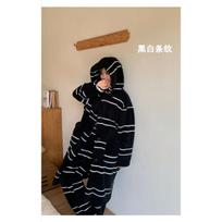 Autumn and winter fleece thickened hooded pajamas women's suit polka dot horizontal strip warm coral fleece pajamas loungewear average size (80-75kg)
