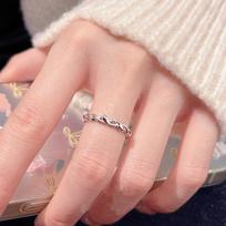 Women's Light Luxury Simple Niche Spirit Snake Ring J489