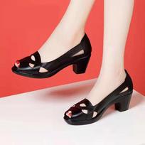 Cresfimix Zapatos De Mujer Moteriška mada juoda tuščiavidurė patogumas pavasario vasaros batai kvadratiniais kulnais Biuro siurbliai A1172 35