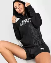 UFC Venum Authentic Fight Week moteriškas džemperis su gobtuvu - juodas