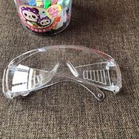 Trendy Anti Splash Goggles Windproof Dust Proof Sports Glasses Eyewear skaidri