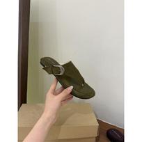 ~ French niche toe herringbone sandals women's summer new fashion beach flat cool slippers Velcro 40 žalia