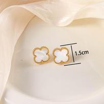 New Four-leaf Clover Stud Earrings Luxurious Stylish Minimalist and Elegant 15mm Titanium Steel Earrings