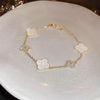 New Super Flash Four-leaf Clover Bracelet Female Ins Light Luxury Feeling String Personalized Hundred Hand Jewelry