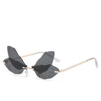 Fashion Dragonfly Wings Rimless Sunglasses Catwalk Women's Luxury Funny Sun Glasses Shades For Women UV400 2024 juoda