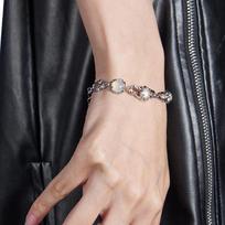 Kiss Jewelry Kpop Titano Plieno Mėnulio Akmens Apyrankė Moterims Y2K Ins Korėjietiška Kutų Pakabuko Apyrankė Pulseras Dovana 1pc