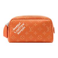 Louis Vuitton Dopp Kit Monogram dengtas drobės kosmetinė Mini vyriška kosmetinė Karamelinė M26873 Basic Set (Bag+Dust Bag)