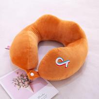 Luxurious Crystal Velvet U-shaped Neck Pillow Filled With Soft Pp Cotton Ideal For Travel tamsiai violetine spalva
