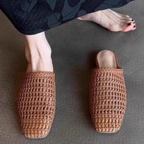 Woven hollow bag head half slippers women's 2025 summer new wear flat bottom casual versatile lazy muller cool slippers 35 ruda