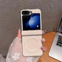 Applicable to Samsung Z Flip7 mobile phone case 3/4/5/6 business axis three-stage lychee pattern magnetic suction anti-drop Samsung z flip7 balta