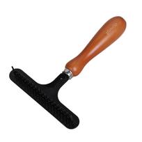 Carpet Rake Reusable Handheld Rake With Wooden Handle Dog Hair Remover For Cleaning Sofa Furniture Rug Car Interior Car juoda