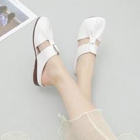 Slippers women's 2025 summer new flat-bottomed soft-soled lazy shoes casual bag head half slippers large size mother shoes 35 balta
