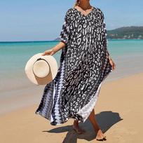 Moteriška Boho Cover Up, didesnio dydžio kontrastinga laisvai priglundanti „Vacay Beach Kaftan“ suknelė One Size