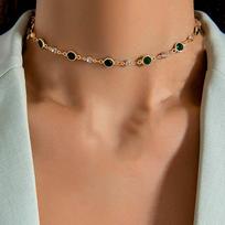 Light Luxury Green Crystal Beaded Necklace for Women Ladies Fashion Bohemian White Rhinestone Collarbone Necklace Jewelry Gifts