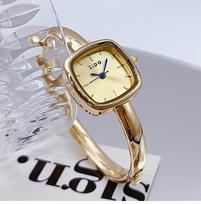 Bracelet Watch Women'S Exquisite Small Niche Light Luxury Fashion Bracelet Watch Retro Simple Temperament High-End Women'S Watch Bare watch